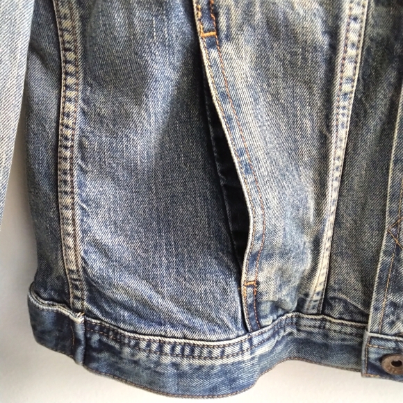 NWOT Denim Jacket - Picture 5 of 7